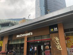 -麦当劳(新城市广场店)