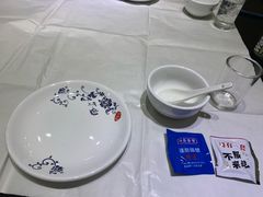 -小柒家第一锹东北菜(城关店)