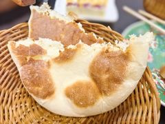 酸奶饼-一招鲜·全羊铺·蒙古奶茶(五一北路店)