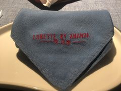 -弦月窗LUNETTE BY AMANDA(复兴路店)