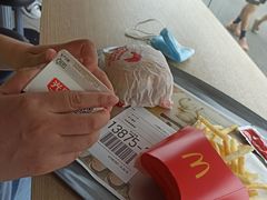 -麦当劳(成都时代奥特莱斯店)