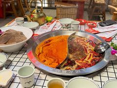 -山悦里 山野·鲜火锅(罗斯福广场店)
