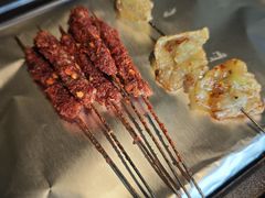 -曼听小寨海鲜烧烤·大连辣炒大王(盖州街店)