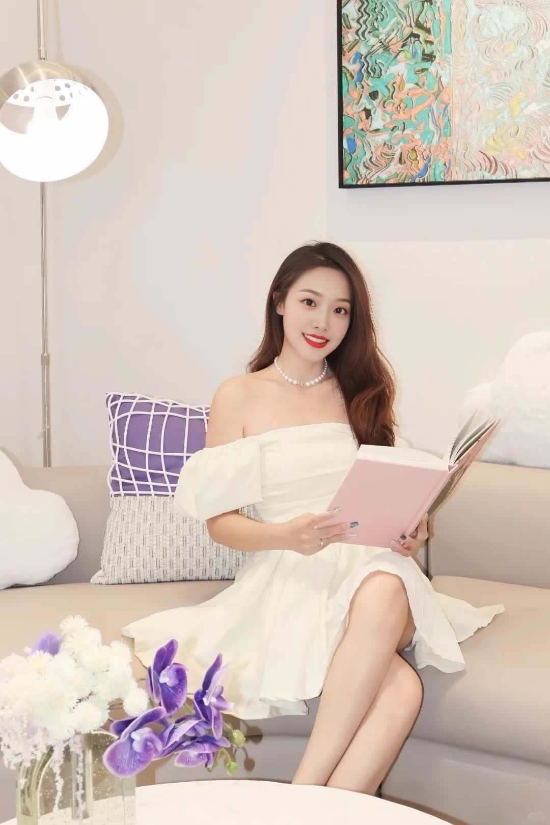 22岁女大学生第6次光子嫩肤