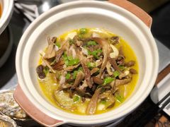 -龙巢盱眙龙虾·鸡煲·烧烤宵夜(坪洲店)