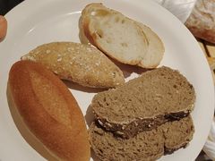 -青岛海尔洲际酒店