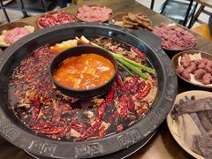 -黄潇洒老火锅(九眼桥宏济巷店)