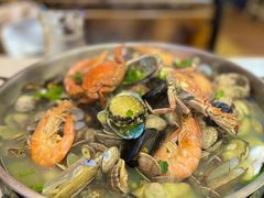 -老东镇啤酒屋海鲜加工·蒸汽海鲜·海鲜烧烤(台东店)