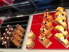 巧克力泡芙-Salon de The de Joel Robuchon(外滩18号店)