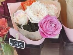-FEI FEI FLOWER鲜花店·气球派对·宝宝宴布置(虹口德必运动Loft店)