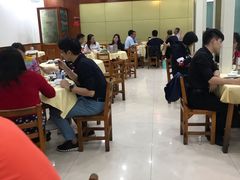 大堂-红色湘菜馆(春风店)