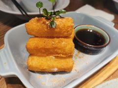 -蜜桃餐厅·伴山(湖滨商业街店)