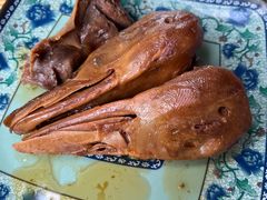 鸭头-老火车站牛肉粉