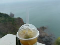 -悬崖咖啡厅