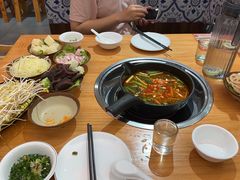 -黔三一夺夺粉酸汤火锅(百信店)