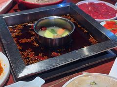 -二荆条·蜀鲜汇城市森林火锅