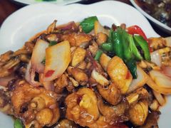 -胡子饮食店