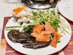 -金马门国际美食百汇(珞喻路店)