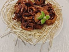 -品海楼·大连海胆锅贴馆(东港店)