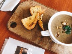 黑松露蘑菇汤-魏斯理汉堡(西安沣东吾悦店)