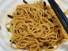 葱油拌面-弄堂咪道-饭香·面香·馄饨香(钦州北路田尚坊店)
