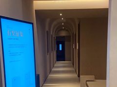 -灸春堂·艾灸·痛症·整脊连锁(之江银泰店)