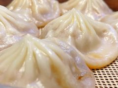 金陵小笼汤包-金原鸭血粉丝汤·汤包·脆皮烤鸭(南京博物院店)