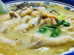 -明呈黄鱼面馆(斜土路店)