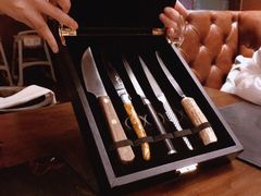 -恰餐厅及酒吧 CHAR Bar & Grill (北京丽都皇冠假日店)