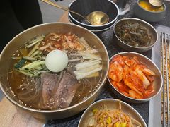 -韩满园· 甄选韩式烤肉