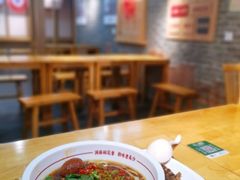 -呷佬·长沙手工米粉(金沙江路店)