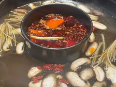 -三江两海老火锅(北京首店)