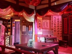 -暴风岛沉浸式体验馆(百联世纪店)
