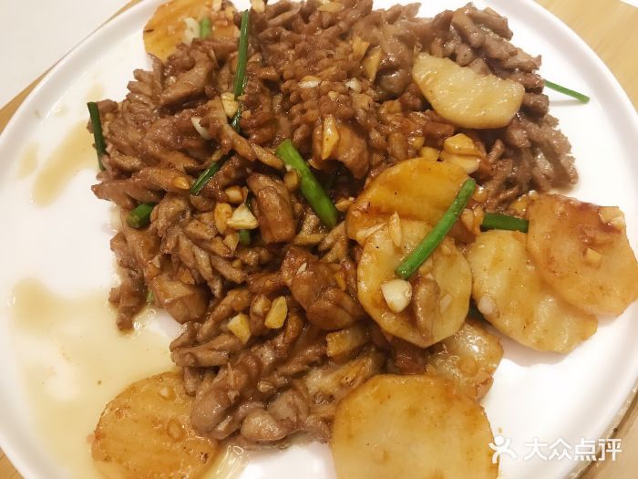闫府私房菜·百年鲁菜(恒隆店)爆炒腰花图片