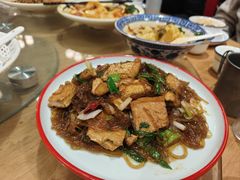 -蓝田九大碗民俗食府(蓝田店)