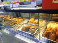 面包甜点陈列柜-百年义利(幸福大街店)