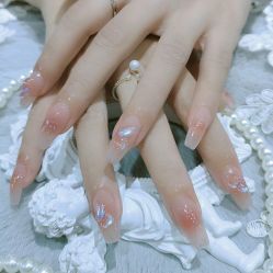-悦指间美甲美睫