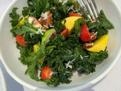 -马克西姆俄罗斯餐厅(通亚街店)