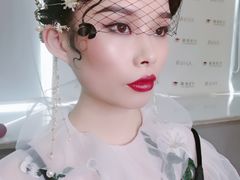 -粤港芭莎美容美发化妆学校