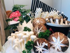 -鼎泰亨·海鲜牛肉餐厅(滨江店)