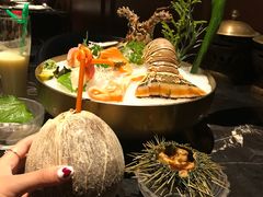 -半岛翡丽海鲜自助餐厅(观风亭店)