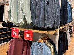 -优衣库(广州番禺万达广场店)