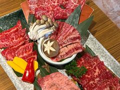 -炼火烤肉店