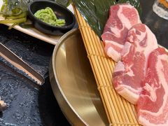 -臻牛烤肉