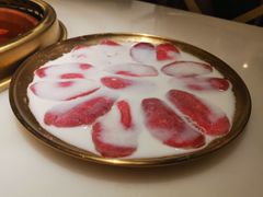 北海道牛奶肉-同心如意传统铜火锅