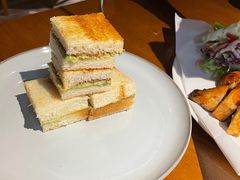 -JINNS锦时 steak&pizza(浸信会礼拜堂旧址店)