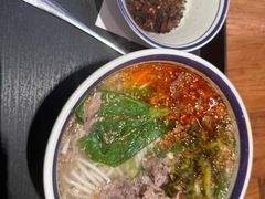 -云阿蛮云南生烫牛肉米线(奉贤路店)