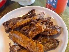 -老鼎万春卤菜(五代传承创始老店)