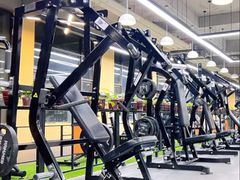 -岩顶健身(玄武店)