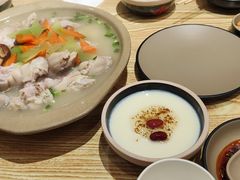 -叁煨蹄花·下饭盐帮菜(人民广场店)